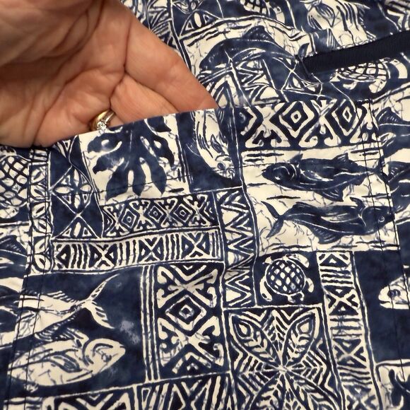 Lands’ End Mens 9” Volley Swim Trunks Shorts Navy Fish Block Print Sz XL - Picture 8 of 13